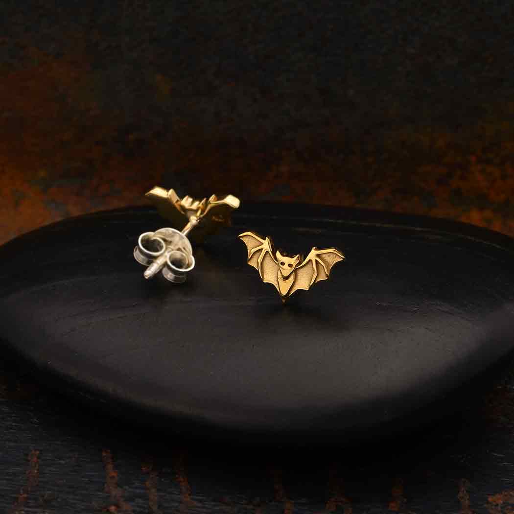 meten overspringen Spijsverteringsorgaan Zilveren oorbellen met bronzen vleermuis – Fairy Positron